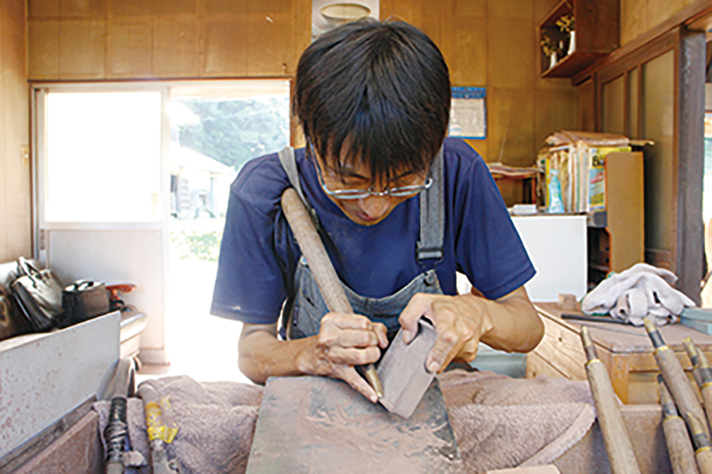瀬戸内の伝統工芸士を訪ねて。～山口県・赤間硯～ - 瀬戸内の民家
